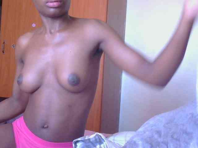Melaninqueen19 webcam
