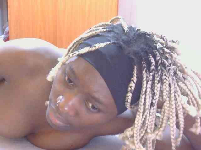 Melaninqueen19 webcam