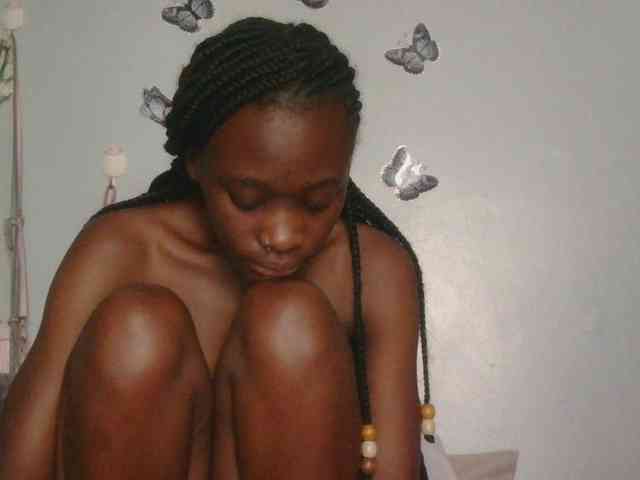 Melaninqueen19 webcam