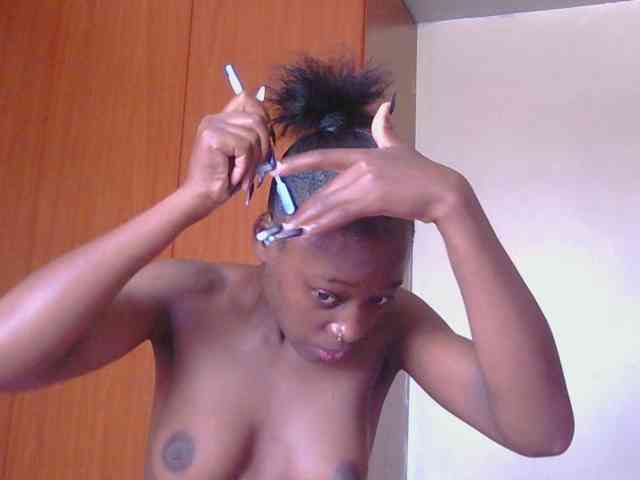 Melaninqueen19 webcam