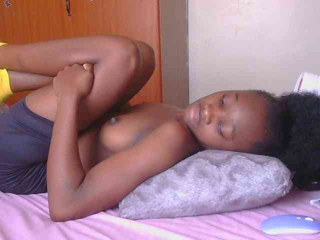 Melaninqueen19 webcam