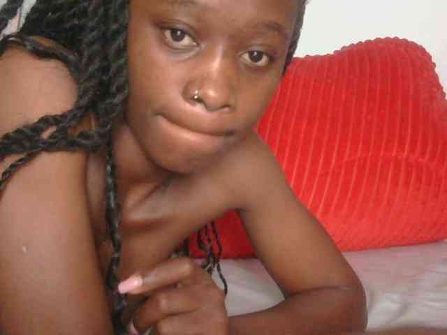 Melaninqueen19 webcam