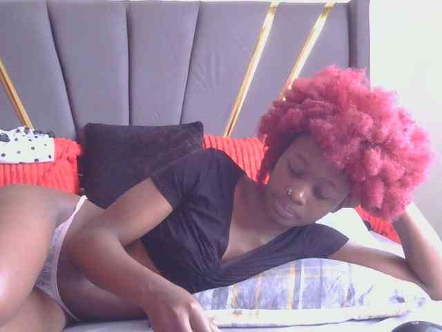 Melaninqueen19 webcam