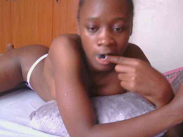Melaninqueen19 webcam