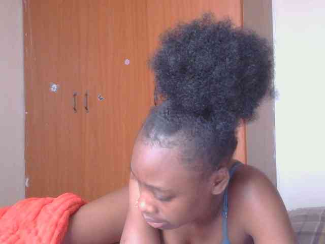 Melaninqueen19 webcam