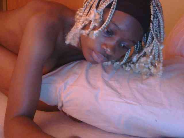 Melaninqueen19 webcam