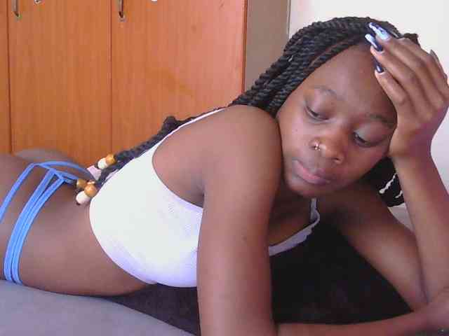 Melaninqueen19 webcam