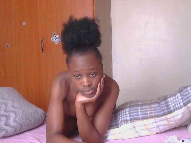 Melaninqueen19 webcam