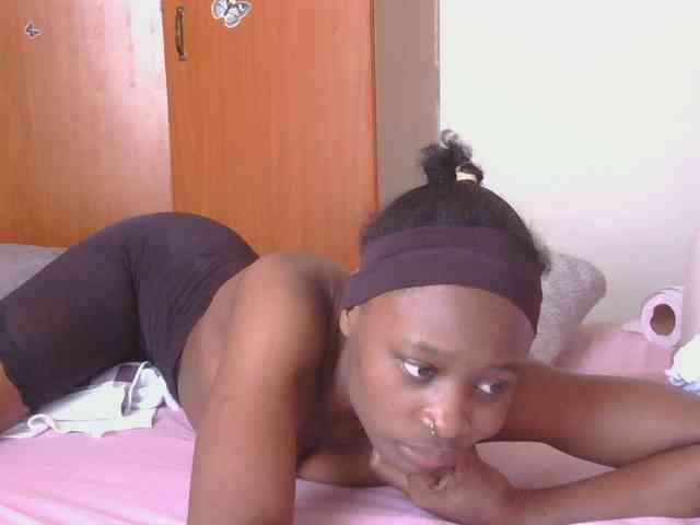 Melaninqueen19 webcam