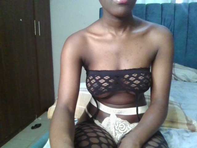 Brianasexy4u's BongaCams show and profile