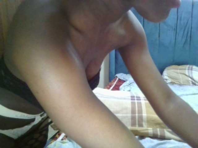 Brianasexy4u's BongaCams show and profile