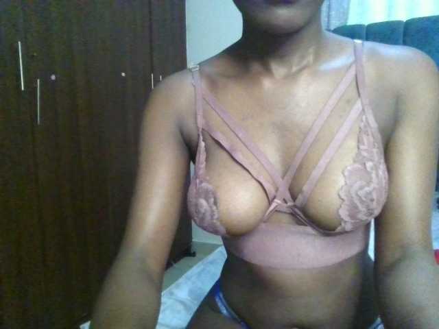 Brianasexy4u's BongaCams show and profile