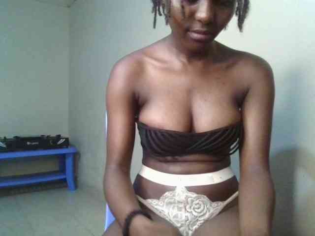 Brianasexy4u webcam