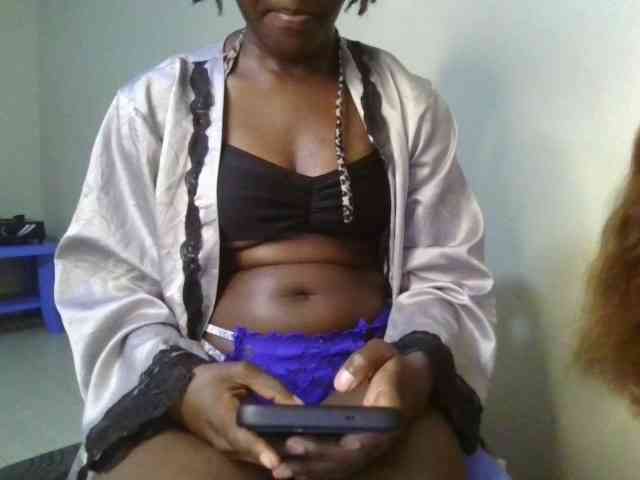 Brianasexy4u webcam