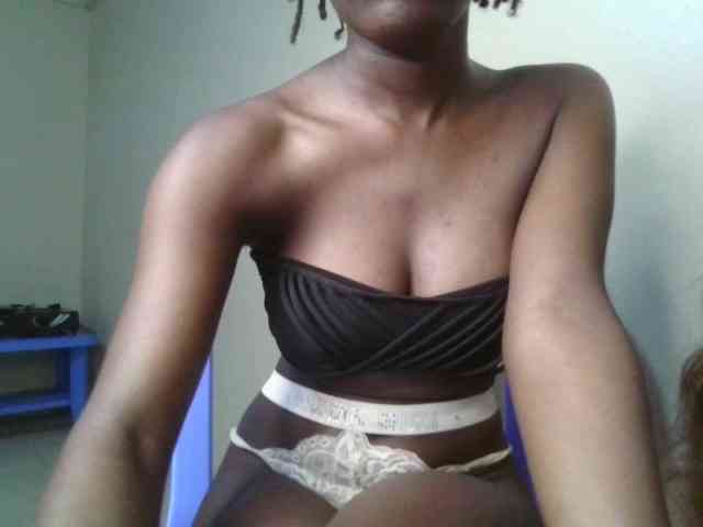 Brianasexy4u webcam