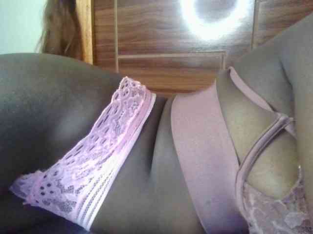 Brianasexy4u webcam