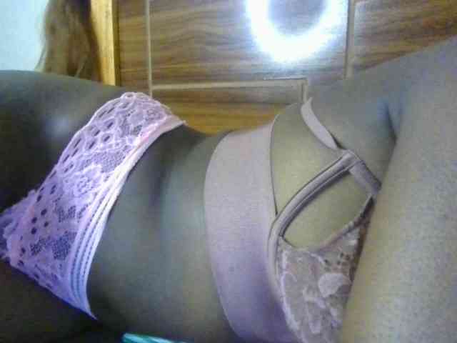 Brianasexy4u webcam