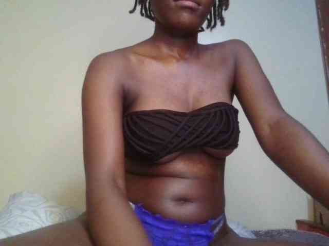 Brianasexy4u webcam