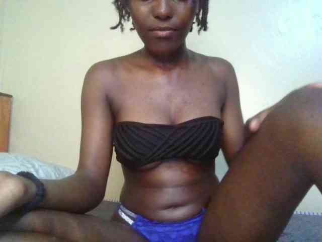 Brianasexy4u webcam