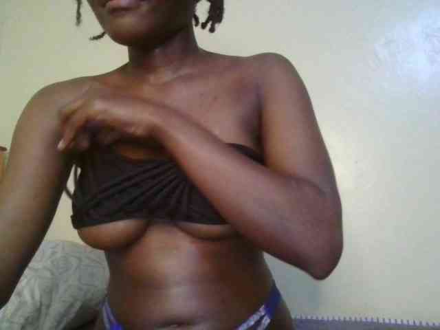 Brianasexy4u webcam