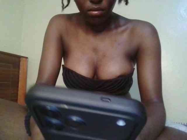 Brianasexy4u webcam