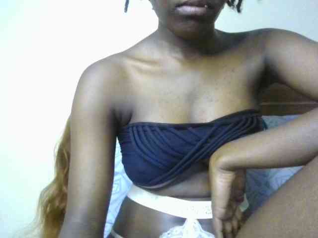 Brianasexy4u webcam