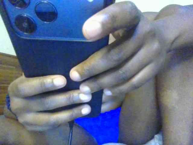Brianasexy4u webcam