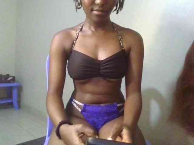 Brianasexy4u webcam