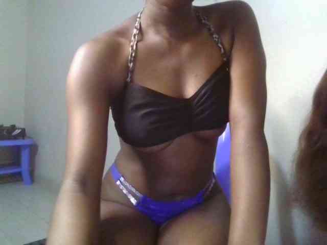 Brianasexy4u webcam
