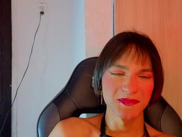 tiffany1-777 live webcam show