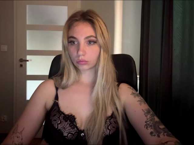 LilyHot