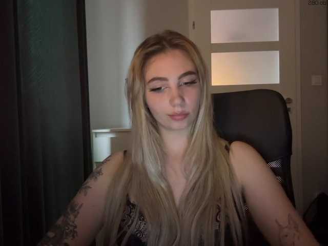 LilyHot live cam on BongaCams