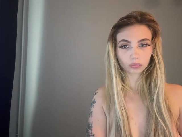 LilyHot