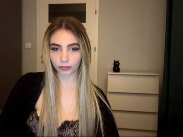 LilyHot