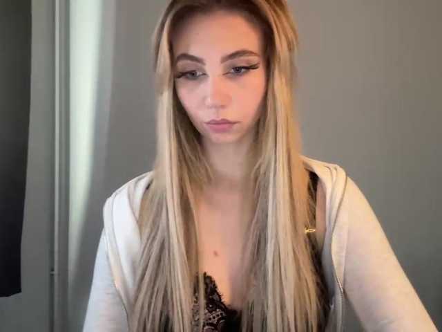 LilyHot