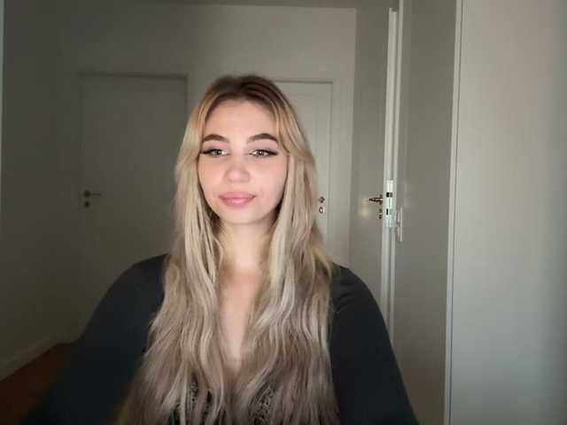 LilyHot