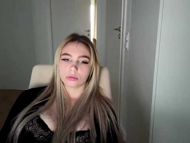 LilyHot
