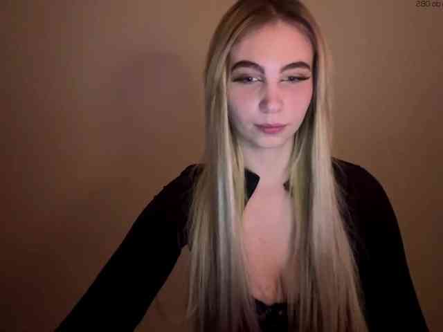 LilyHot webcam