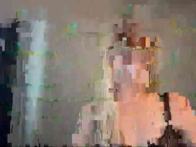 LilyHot webcam