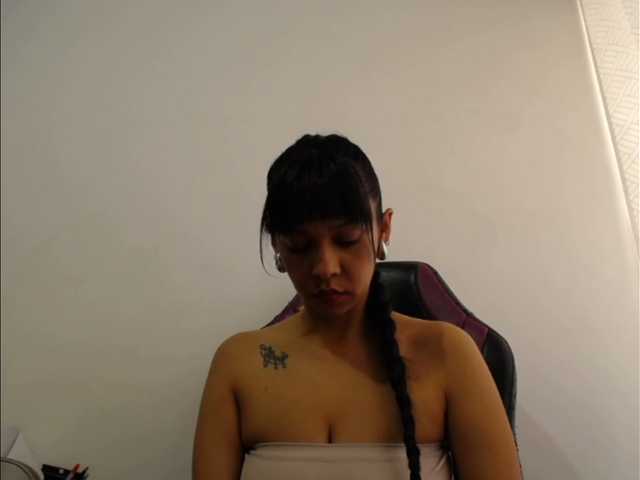 ladynemesis00 live webcam show