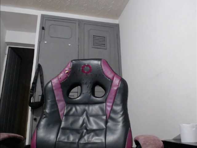 ladynemesis00 live webcam show