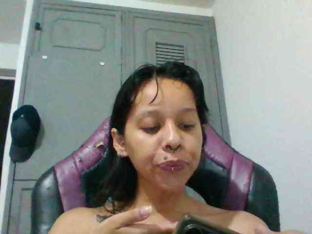 ladynemesis00 webcam