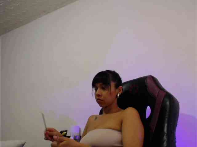 ladynemesis00 webcam
