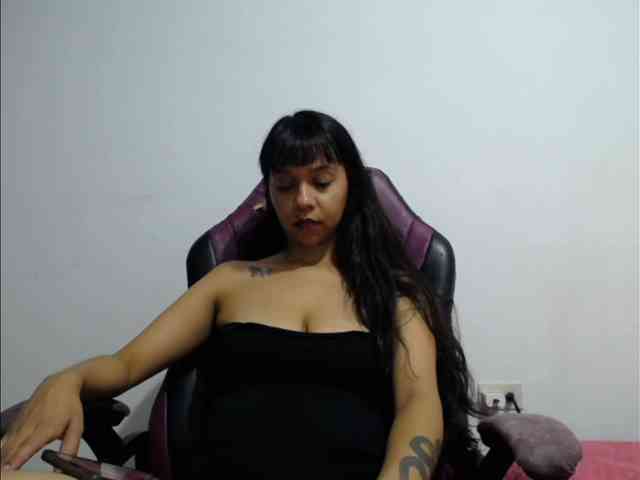 ladynemesis00 webcam