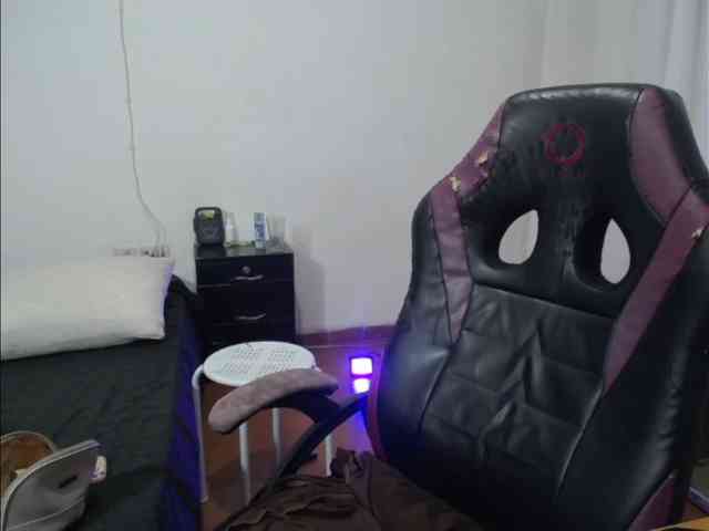 ladynemesis00 webcam