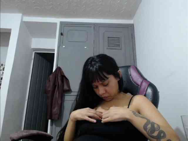 ladynemesis00 webcam