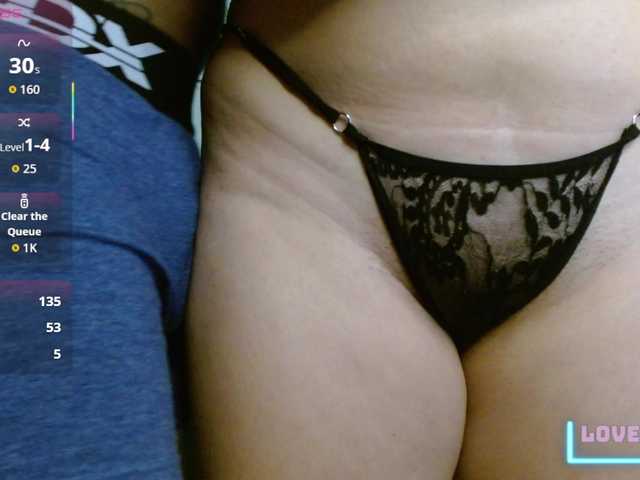 Antonella-Maiky live cam on BongaCams