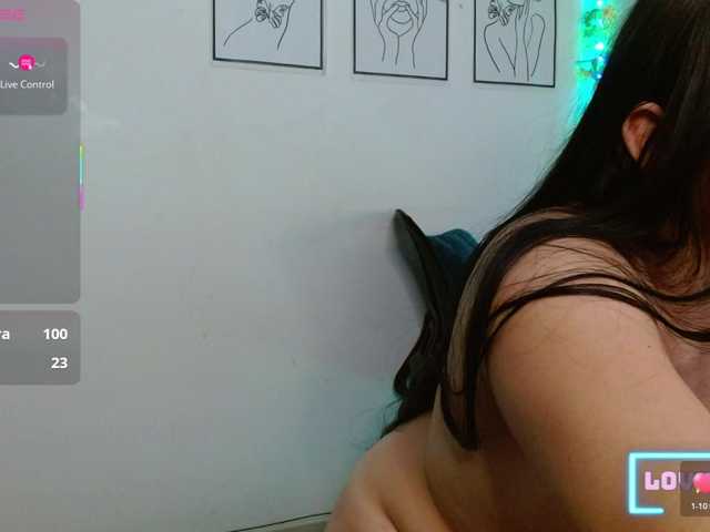 Antonella-Maiky live cam on BongaCams
