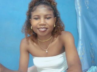 Sylvia6's Live Webcam