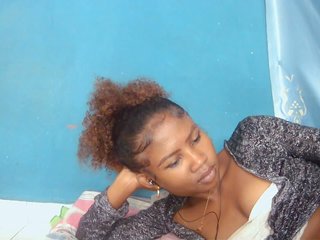 Sylvia6's Live Webcam